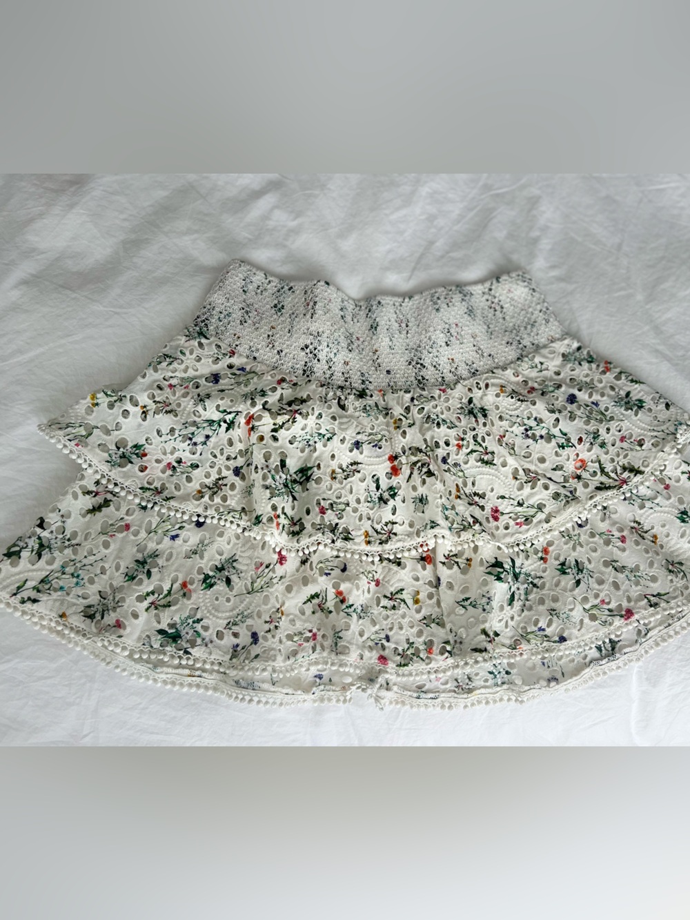 Alice + Olivia Joey Tiered Ruffle Floral Eyelet Mini Skirt [Size: small] NWOT